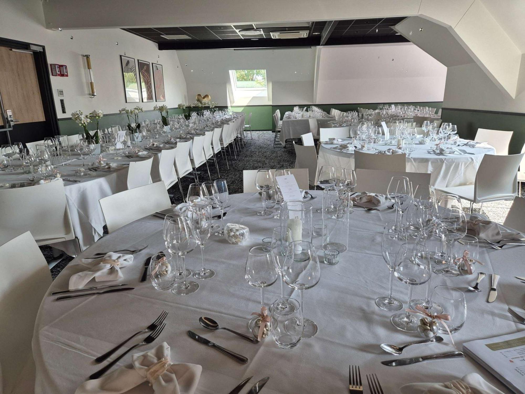 Ibis Beaune La Ferme Aux Vins Bagian luar foto